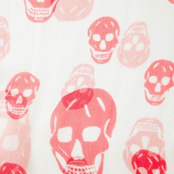 ALEXANDER MCQUEEN
'Skull' scarf - Picture 3 of 3